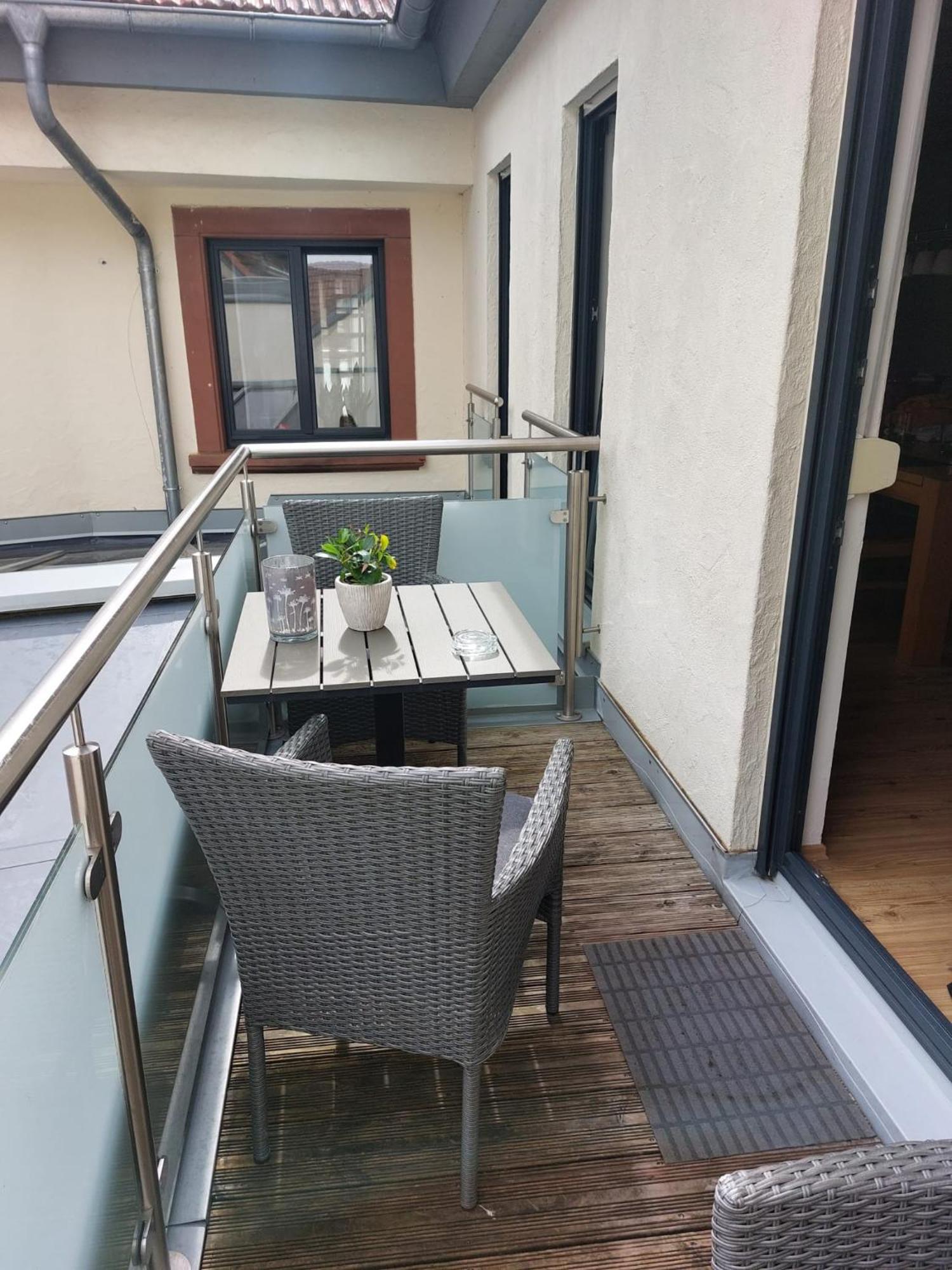 Weingut Schunck Apartamento Leinsweiler Exterior foto
